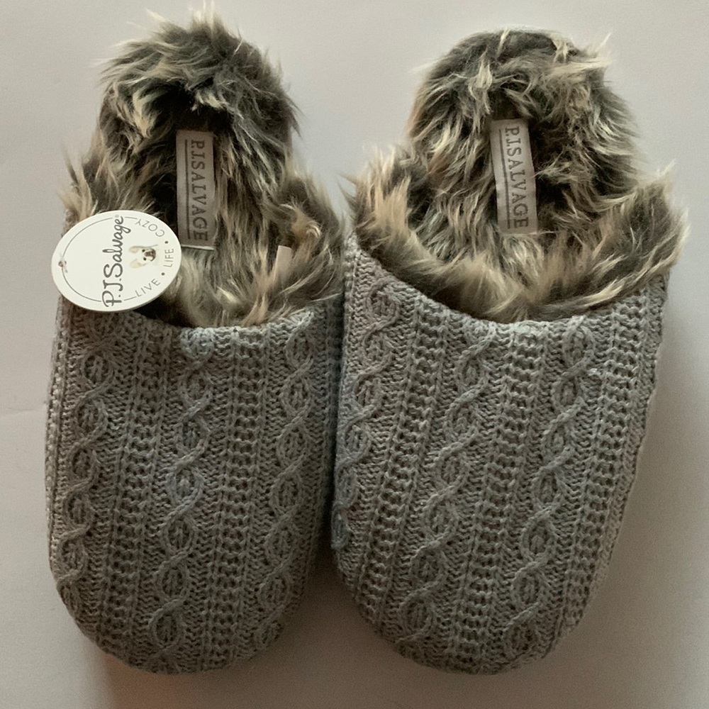 PJ salvage slippers